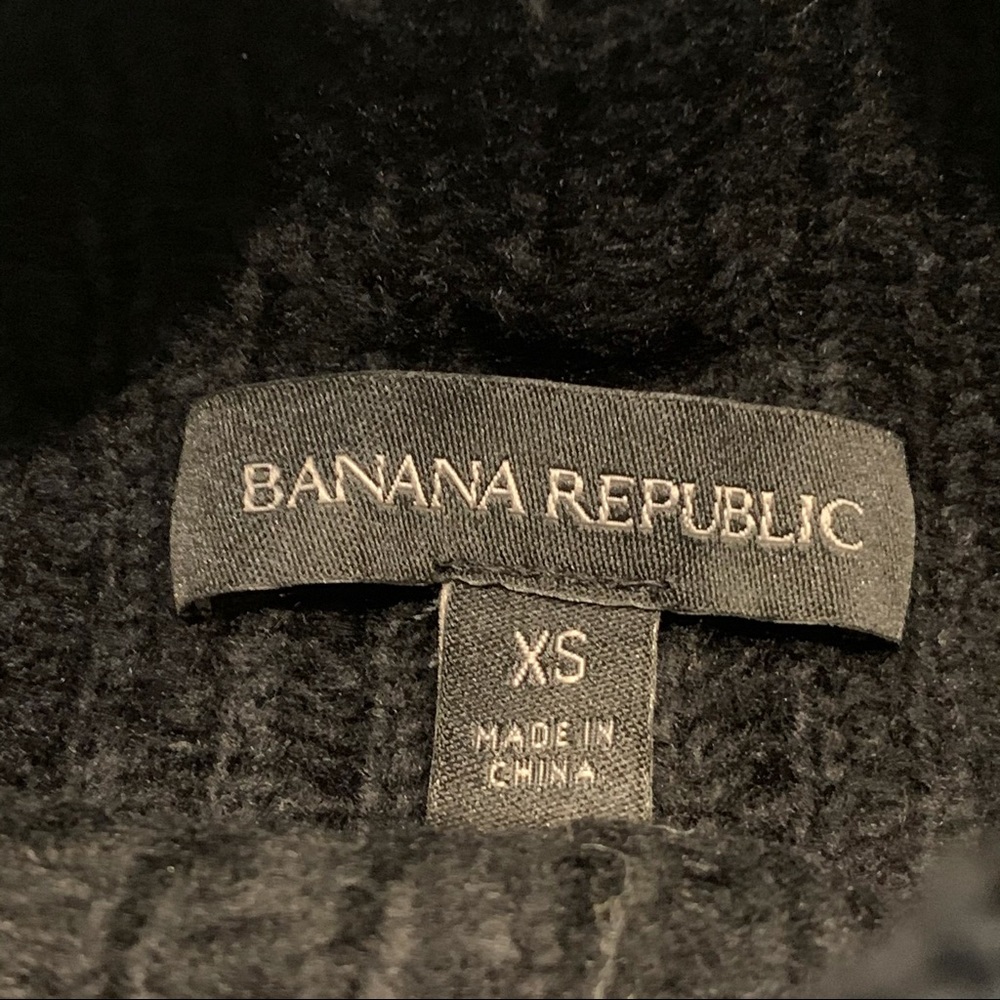 BANANA REPUBLIC Black & White Fair Isle Sweater - Picture 7 of 10